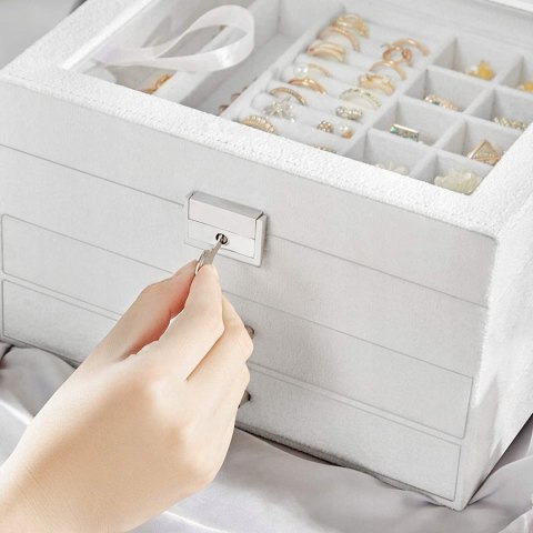 SZKATUŁKA BIAŁA KUFEREK ORGANIZER SORTER NA BIŻUTERIĘ SZKATUŁKA BIAŁA KUFEREK ORGANIZER SORTER NA BIŻUTERIĘ