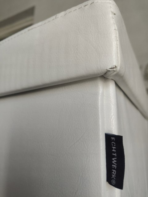 ECHTWERK ŁAWKA PUFA składana biała ekoskóra OUTLET ECHTWERK ŁAWKA PUFA składana biała ekoskóra OUTLET