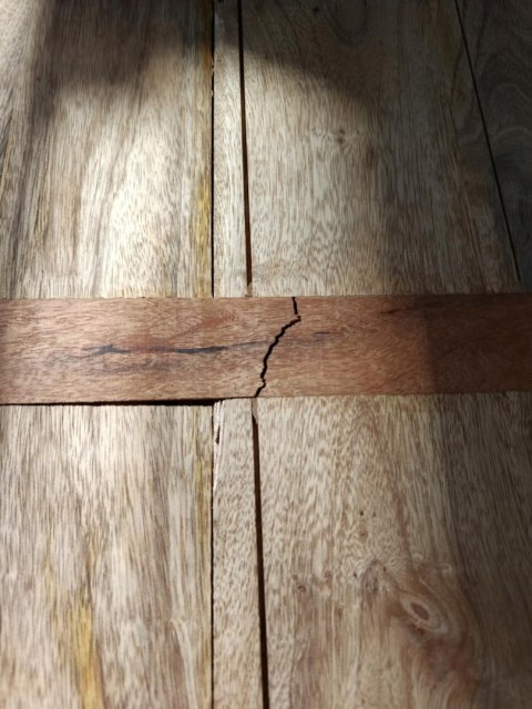 BLAT STOŁU VIDAXL z naturalną krawędzią, 90x60x2,5 cm, drewno mango OUTLET BLAT STOŁU VIDAXL z naturalną krawędzią, 90x60x2,5 cm, drewno mango OUTLET
