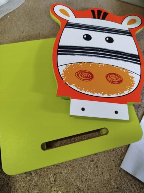 ZESTAW DLA DZIECI stolik z krzesłami zwierzęta woltu OUTLET