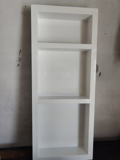 WNĘKA PRYSZNICOWA z 3 półkami biała połysk VidaXL 41x99x9 cm OUTLET